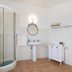 Holiday home Bouros's Cliff Serra do Bouro