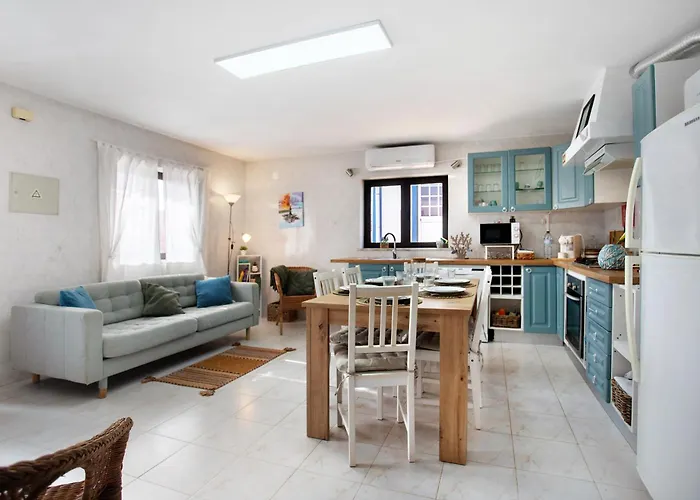 Prázdninový dům Bouros's Cliff Serra do Bouro