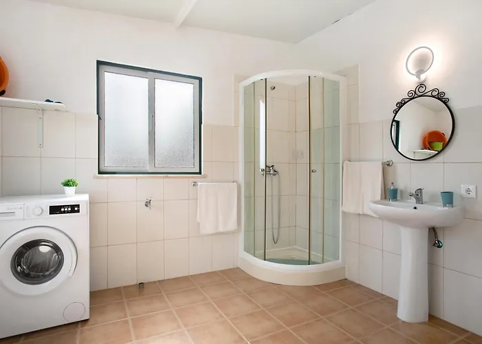 Bouros's Cliff * Serra do Bouro