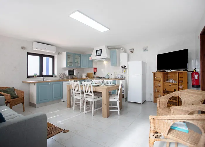 Bouros's Cliff * Serra do Bouro